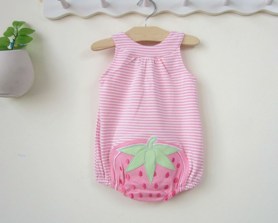 Baby bodysuit