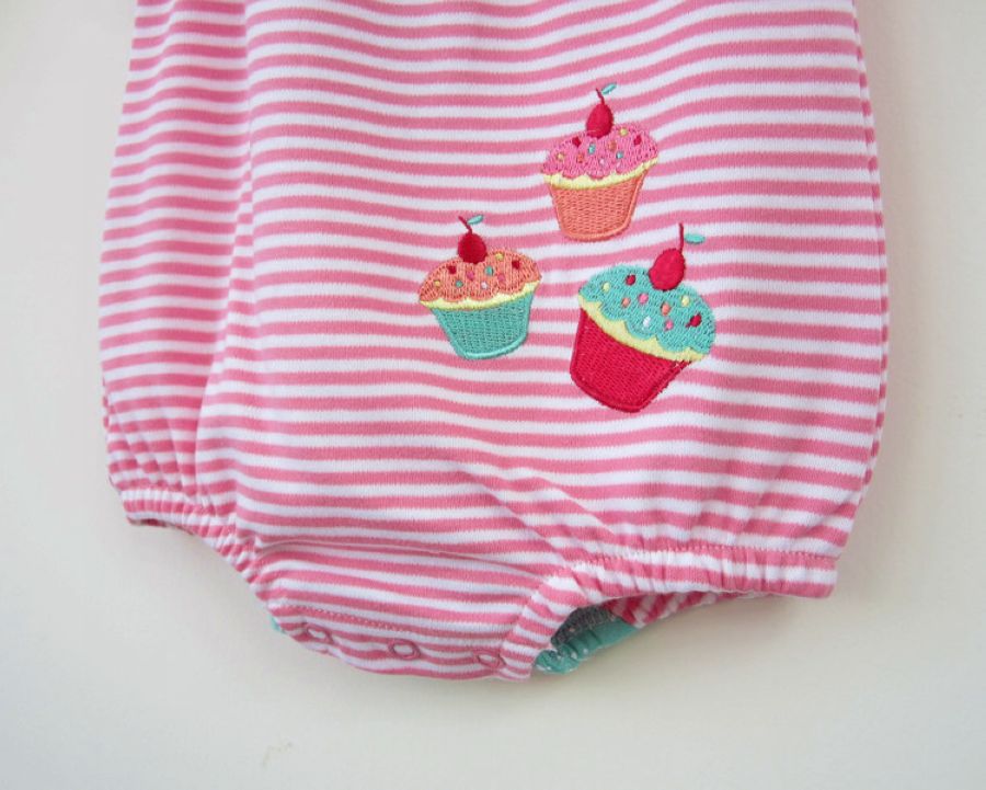 Baby bodysuit