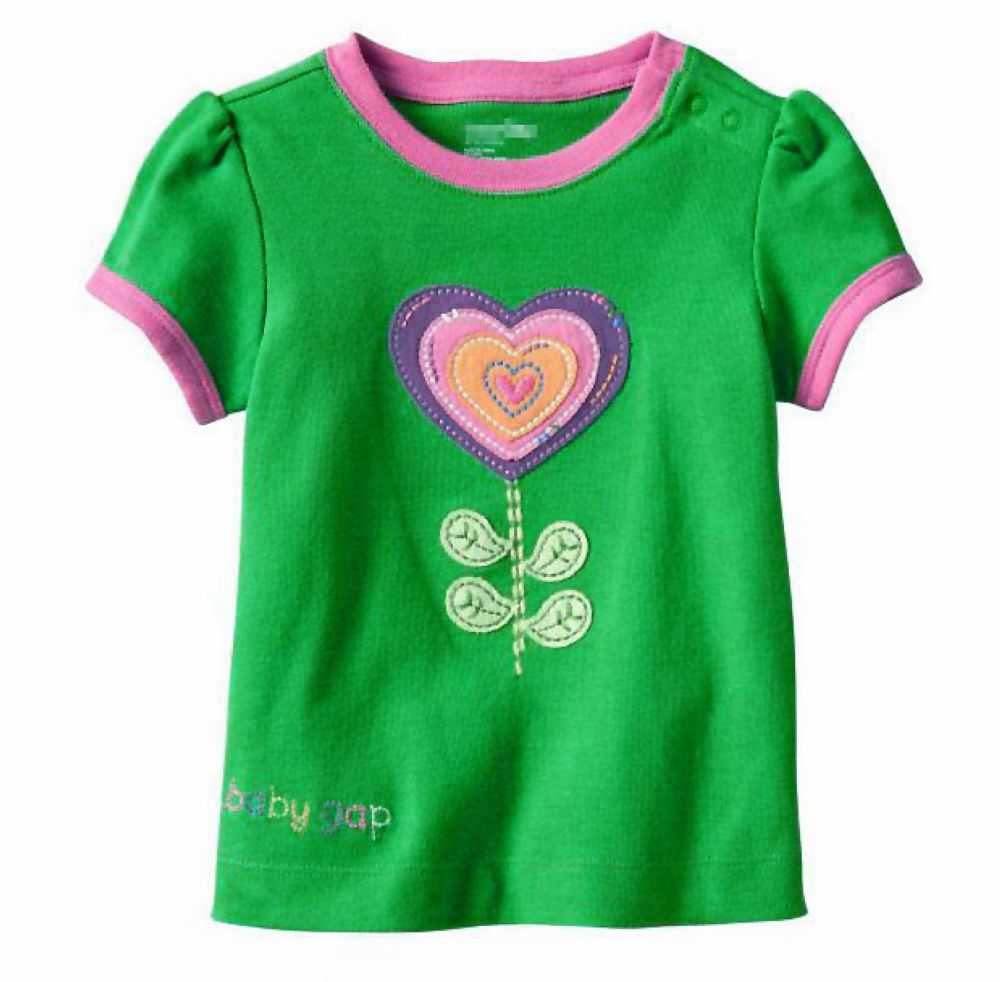 Girl printing t shirt